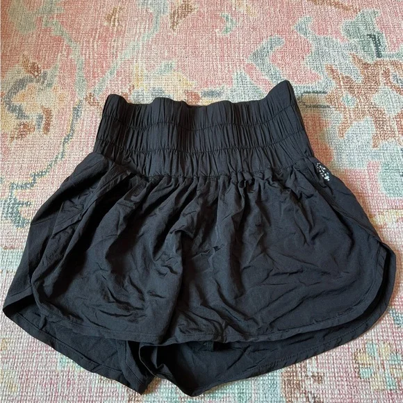 FP Movement The Way Home Shorts – Black Size S - Picture 7 of 7